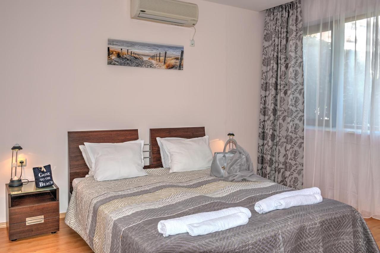 Messambria Beach Apartments Sveti Vlas Buitenkant foto