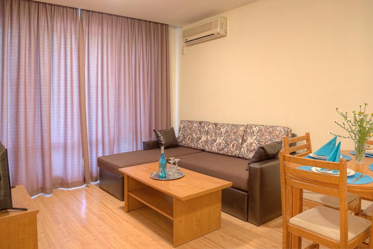 Messambria Beach Apartments Sveti Vlas Buitenkant foto