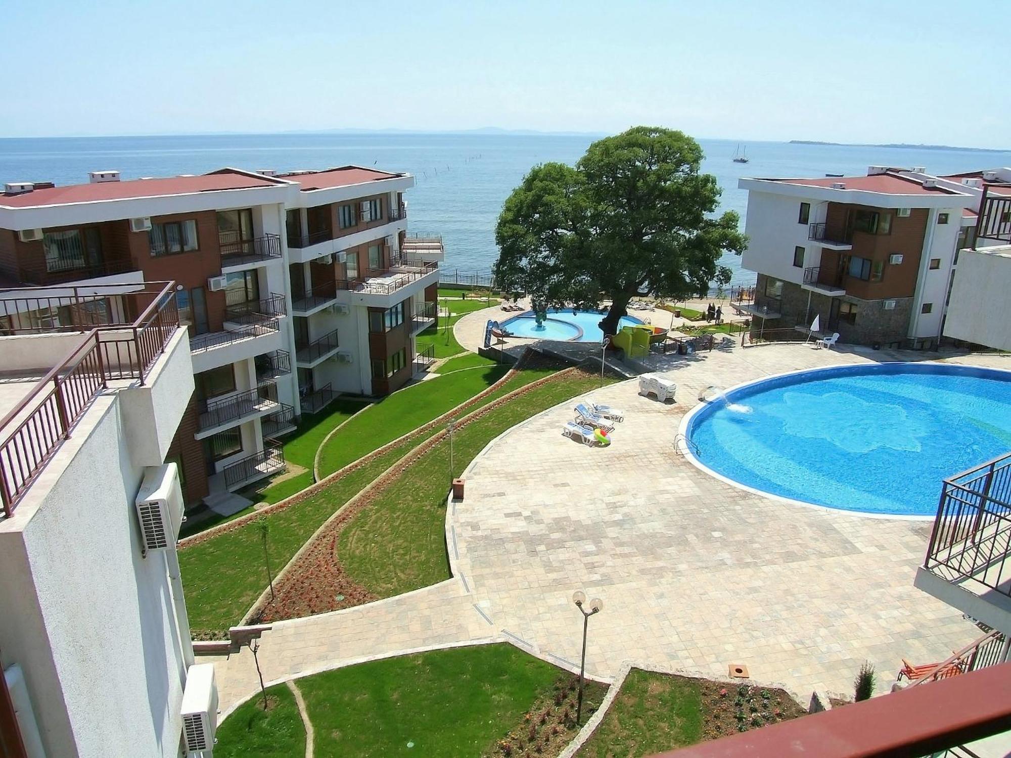 Messambria Beach Apartments Sveti Vlas Buitenkant foto